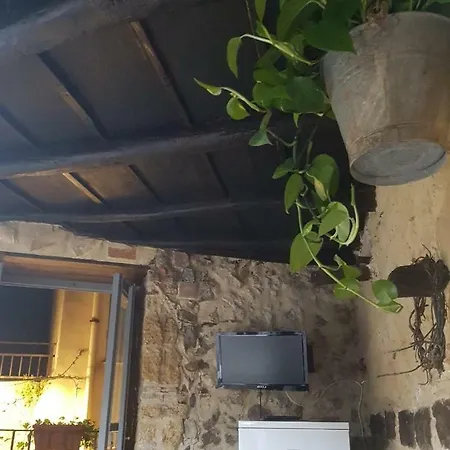 Dolce Aida 아파트 체팔루